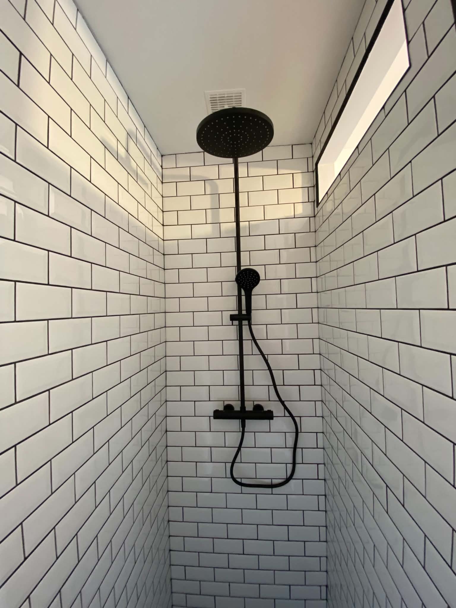 Salle de bain rénovée photo 12