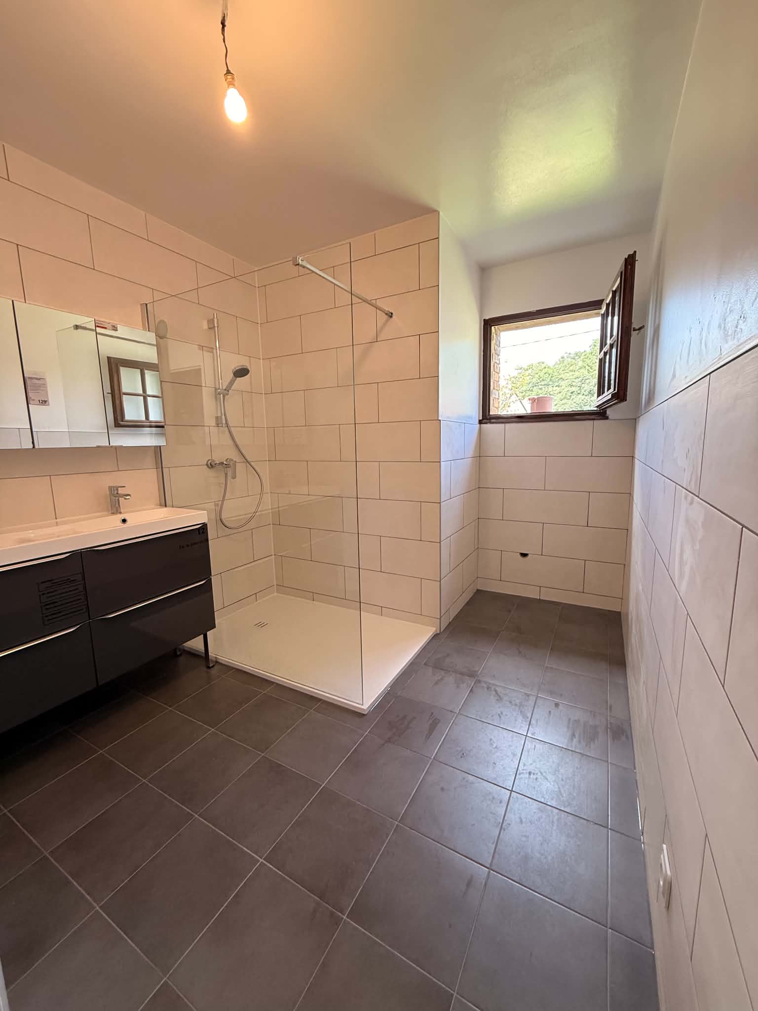 Salle de bain rénovée photo 19